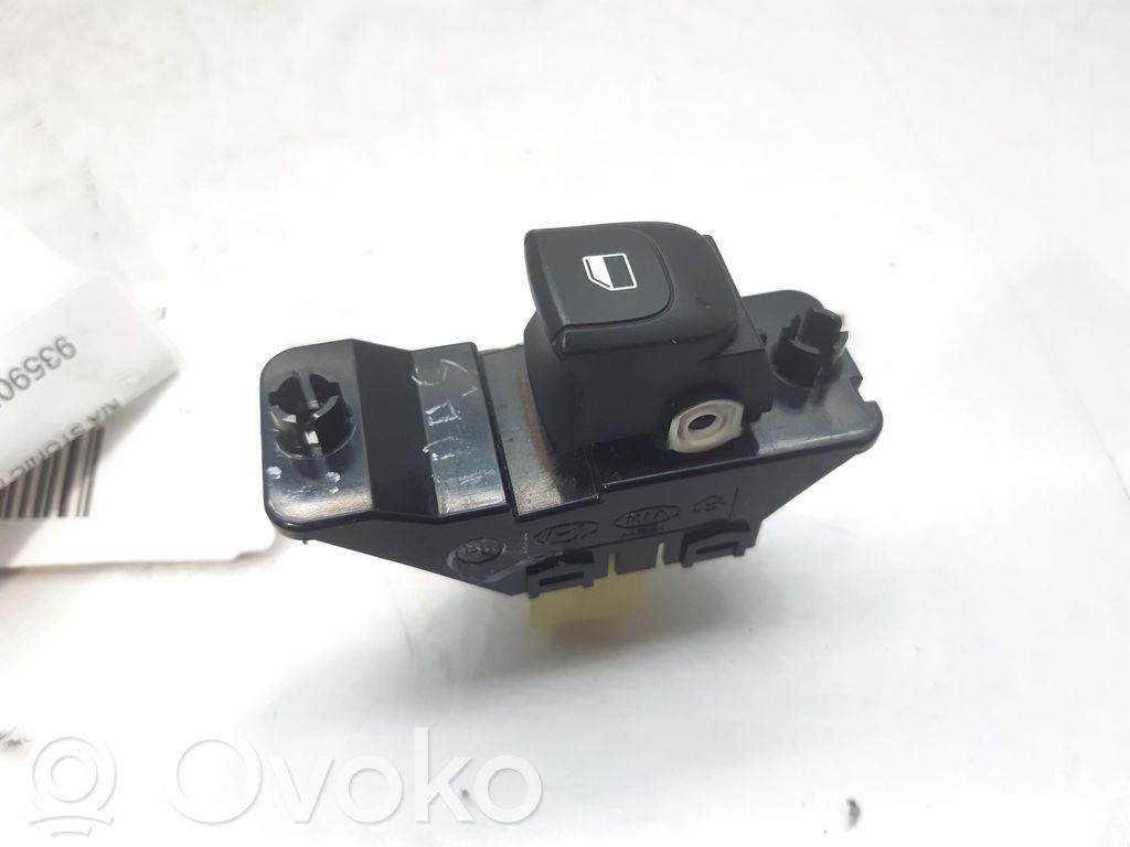 KIA Stonic Interruptor del elevalunas eléctrico 
