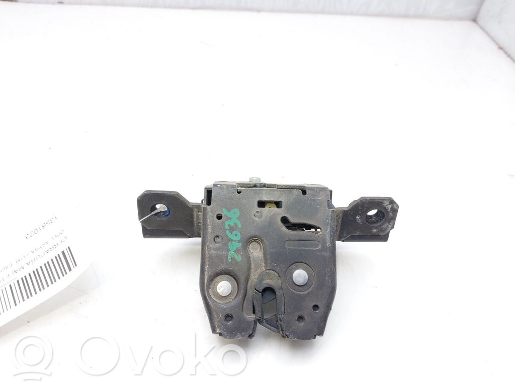 Opel Astra J Blocco/chiusura/serratura del portellone posteriore/bagagliaio 