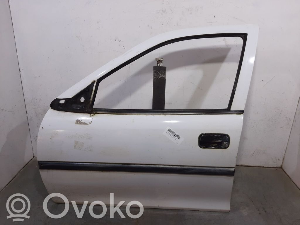 Opel Vectra B Durvis 