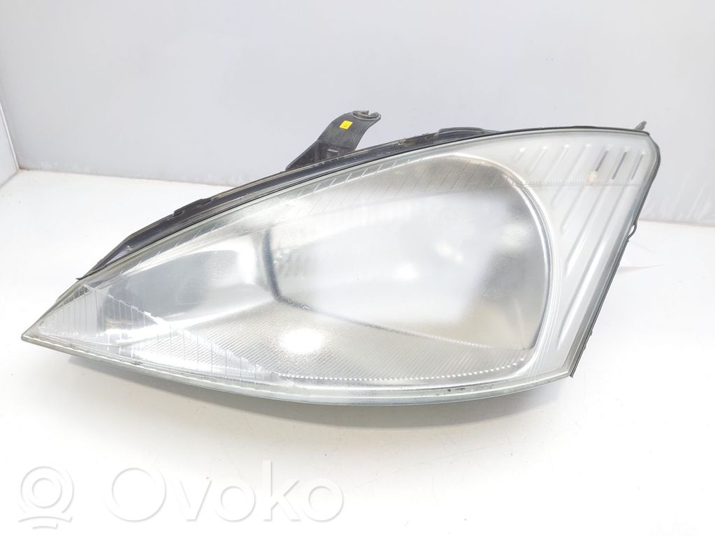 Ford Focus Phare frontale 