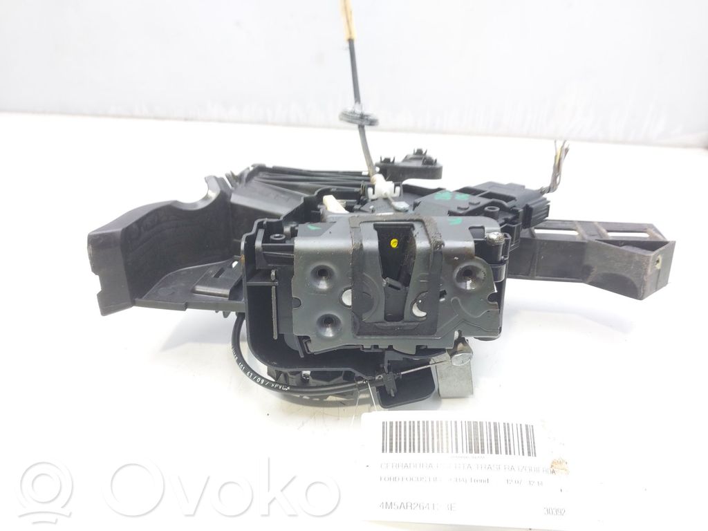 Ford Focus Takaoven lukko 