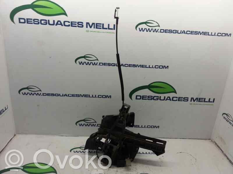 Ford Focus Zamek drzwi tylnych 