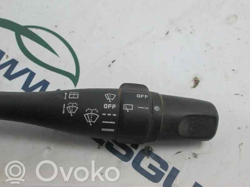 Nissan Terrano Palanca de control del limpiaparabrisas 