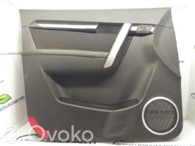Chevrolet Captiva Обшивка передней двери 