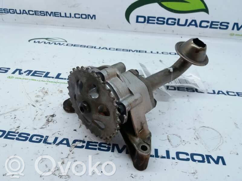 Skoda Octavia Mk2 (1Z) Bomba de aceite 