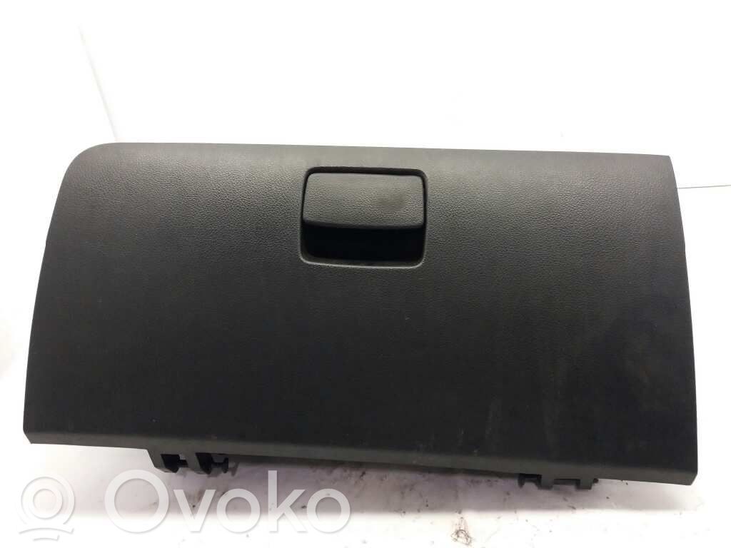 KIA Sportage Schowek deski rozdzielczej 