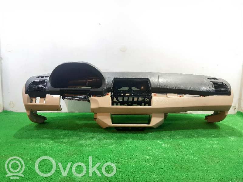 BMW X5 E53 Dashboard 