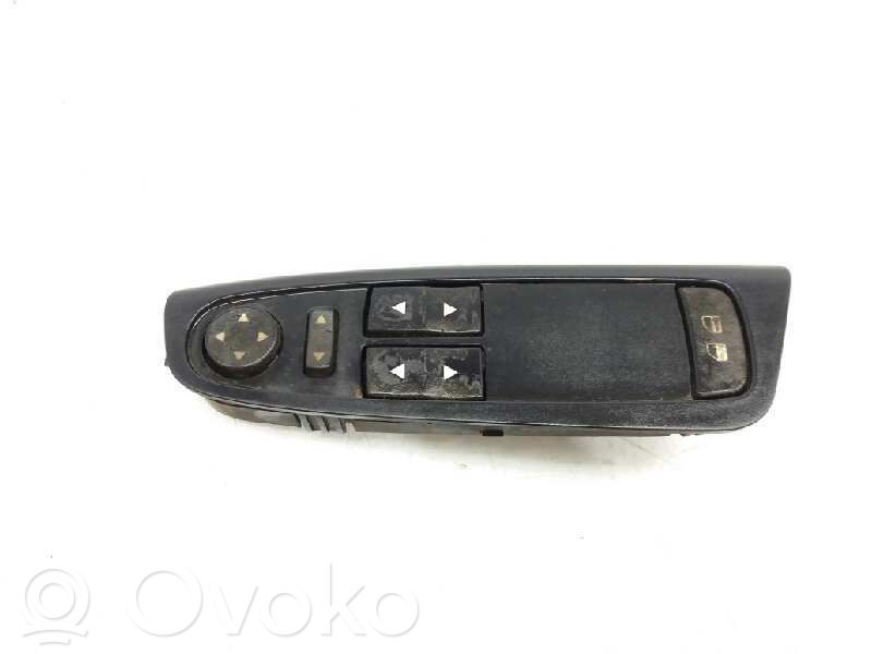 Fiat Stilo Przyciski szyb 