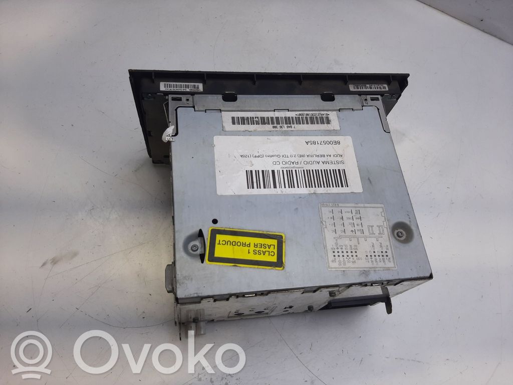 Audi A4 S4 B6 8E 8H Panel / Radioodtwarzacz CD/DVD/GPS 