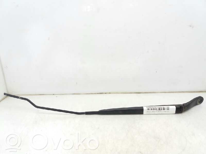 Citroen C3 Front wiper blade arm 