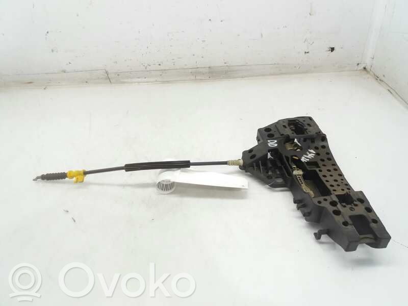 Etuoven ulkokahva   8T02837886
