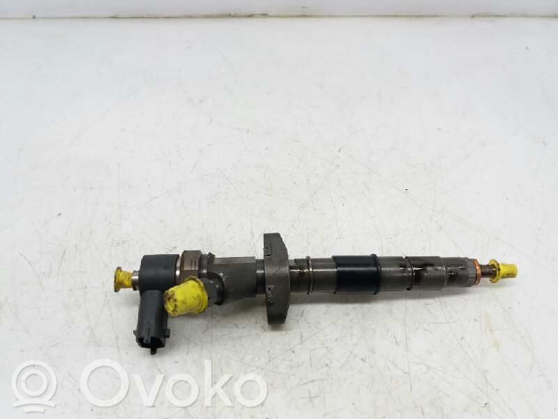 Inyector de combustible   8201043626