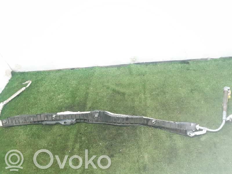 Volkswagen Golf V Kattoturvatyyny 