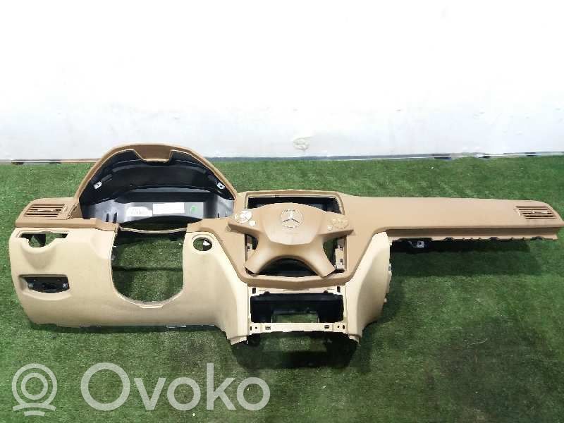 Mercedes-Benz C W204 Set planșă bord cu airbag 