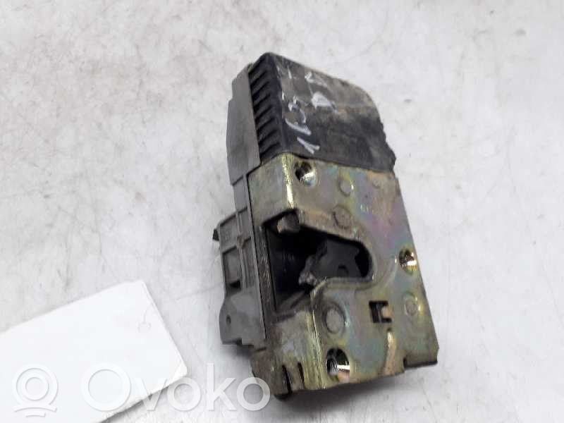 Peugeot 406 Front door lock 