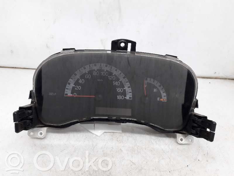 Fiat Punto (188) Licznik / Prędkościomierz 