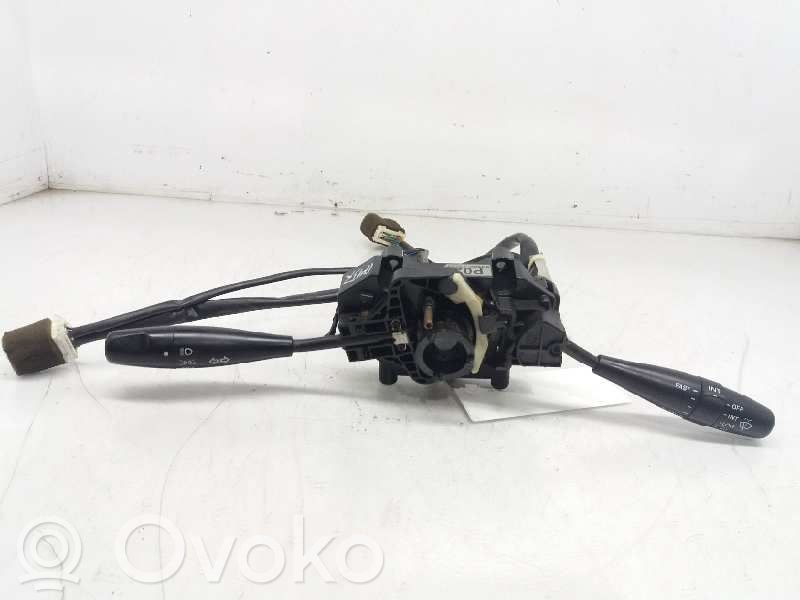 Hyundai Accent Interruptores/botones de la columna de dirección 