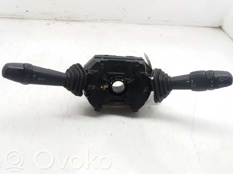 Boutons / interrupteurs volant   07352969540
