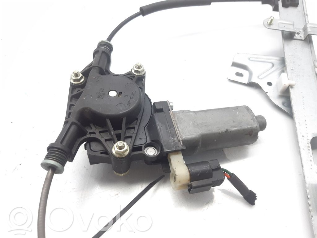 Hyundai Accent Macara ușă față cu motor 