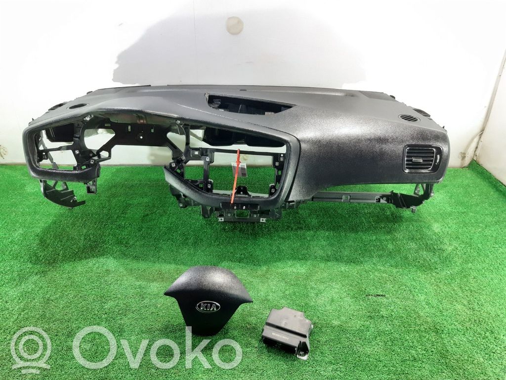 KIA Ceed Set planșă bord cu airbag 