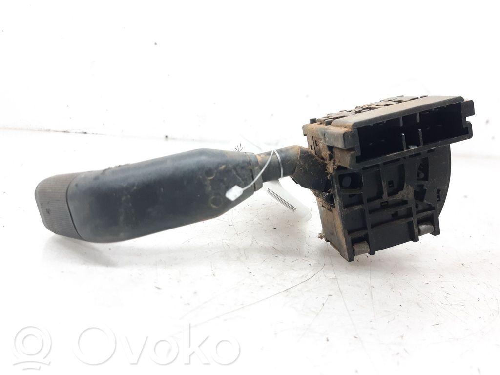 Renault 19 Palanca de control del limpiaparabrisas 