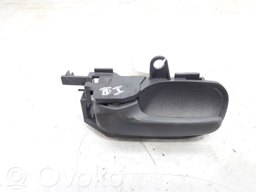 Toyota Aygo AB10 Manecilla interna puerta delantera 