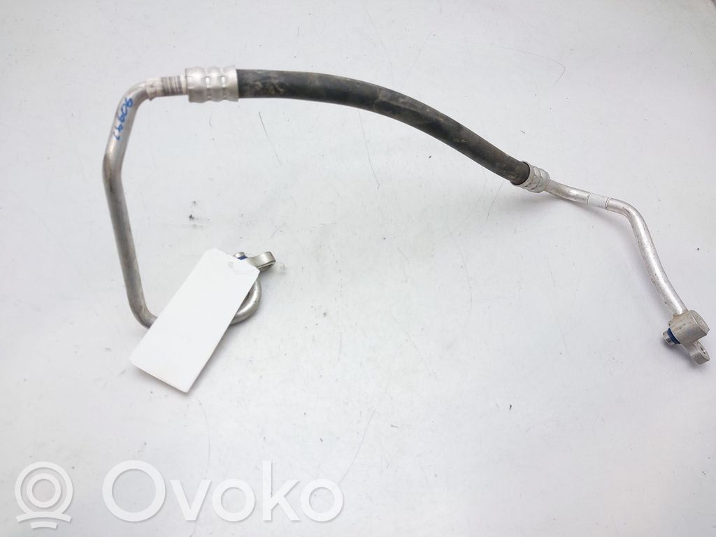 KIA Rio Ilmastointilaitteen putki (A/C) 