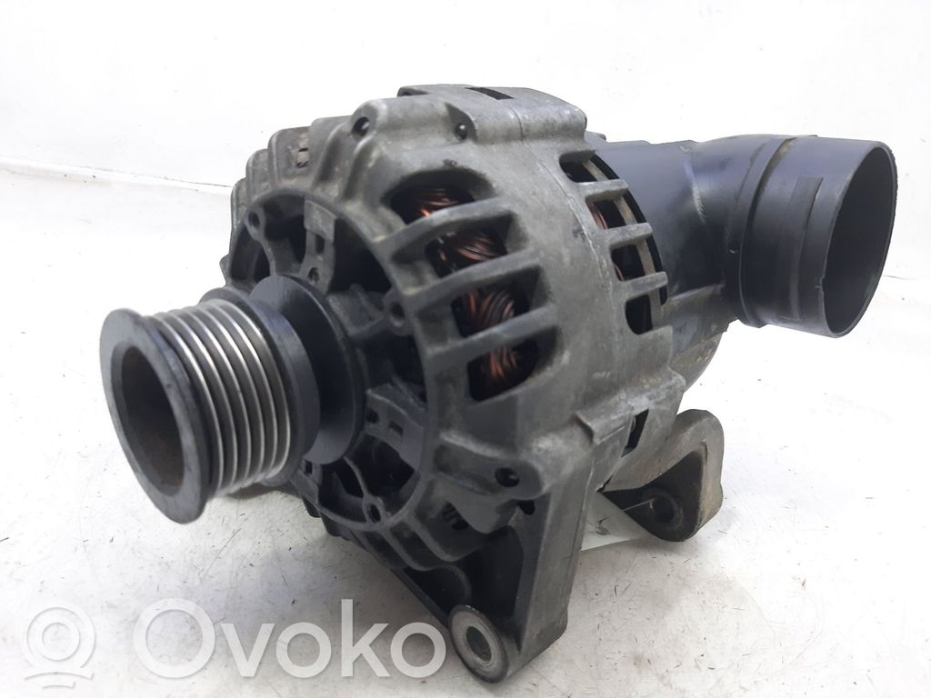 BMW 5 E39 Alternador 