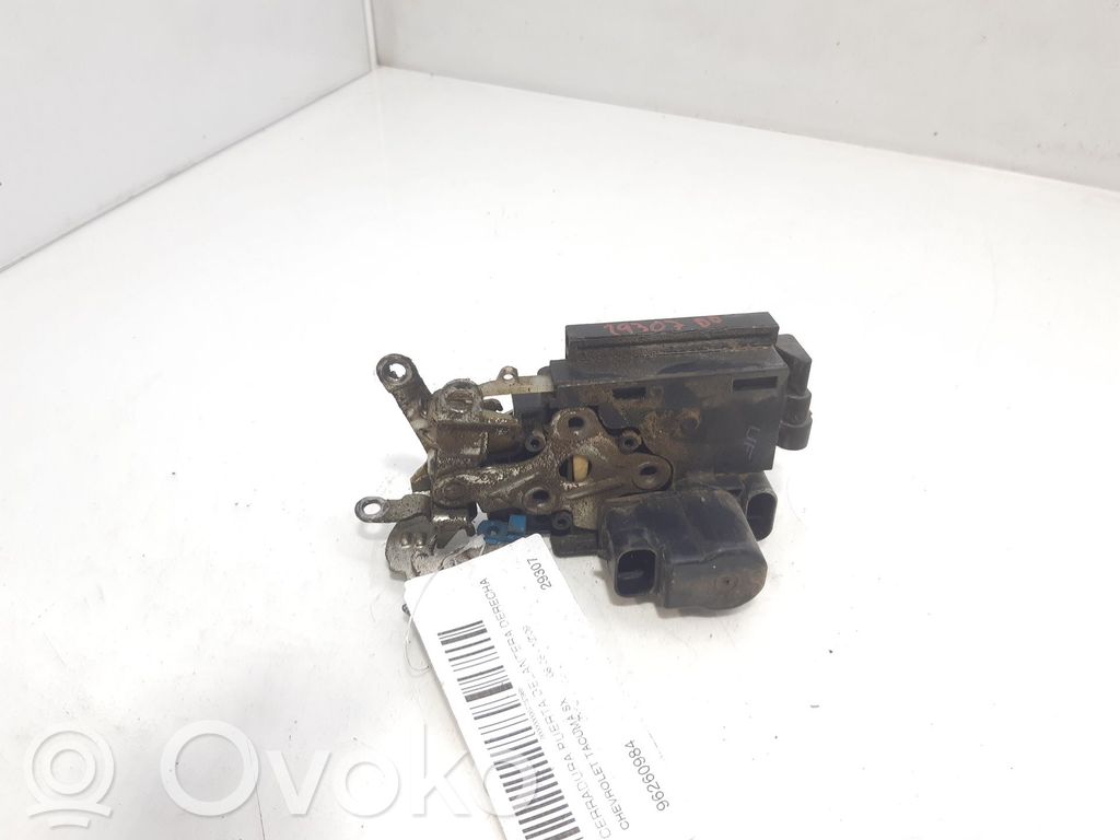 Chevrolet Tacuma Etuoven lukko 