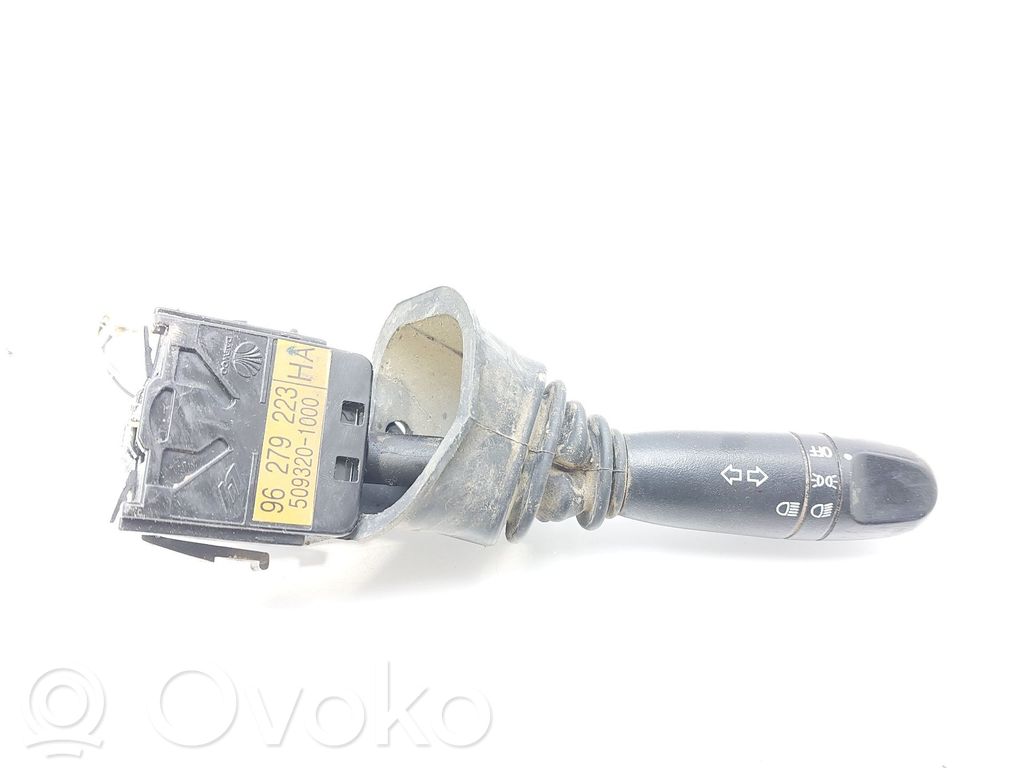 Chevrolet Tacuma Light switch 