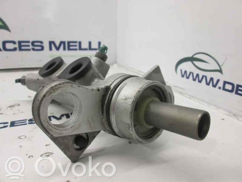 Główny cylinder hamulca   7701207697