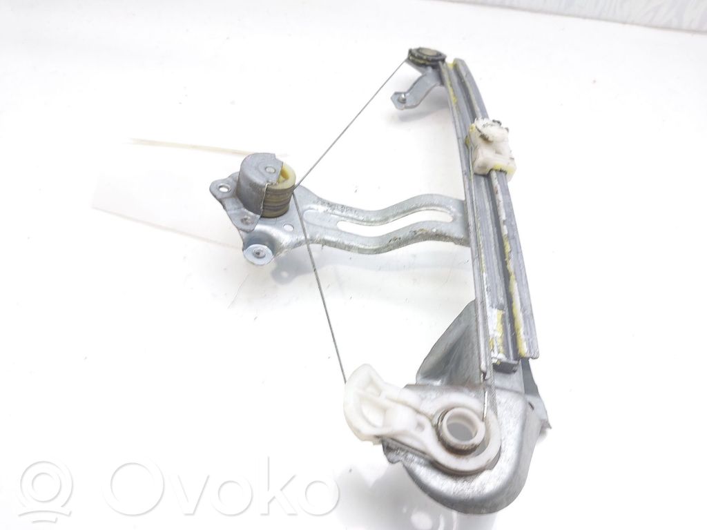 Opel Vectra B Regulador manual de la ventanilla trasera 