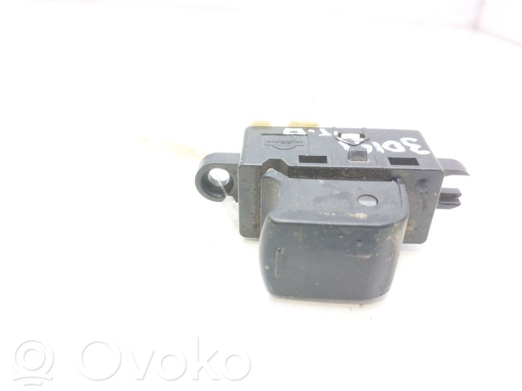 Subaru Forester SH Electric window control switch 