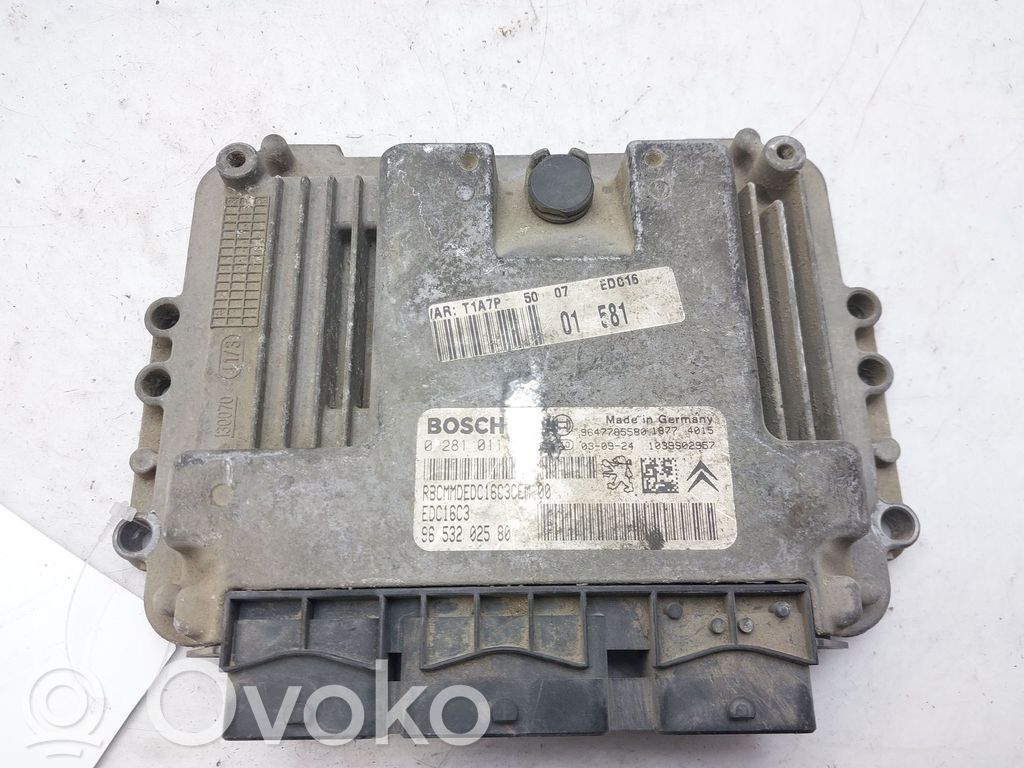 Unidad de control/módulo del motor   9653202580