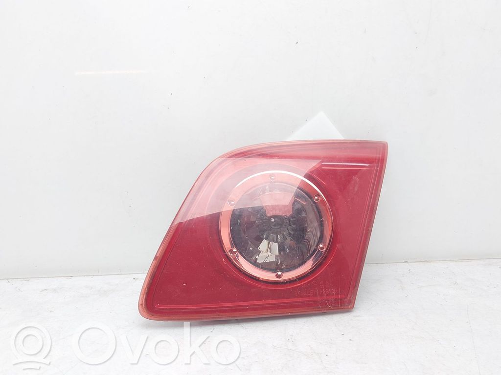 Mazda 3 I Takaluukun takavalot 