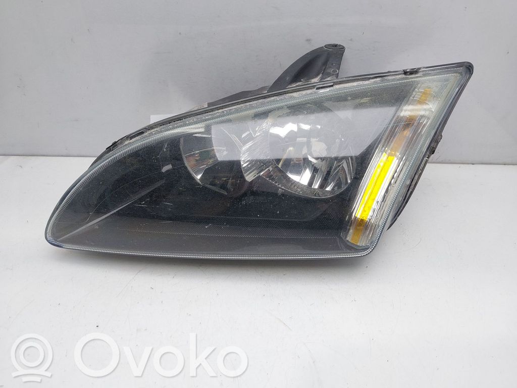Ford Focus Scheinwerfer 