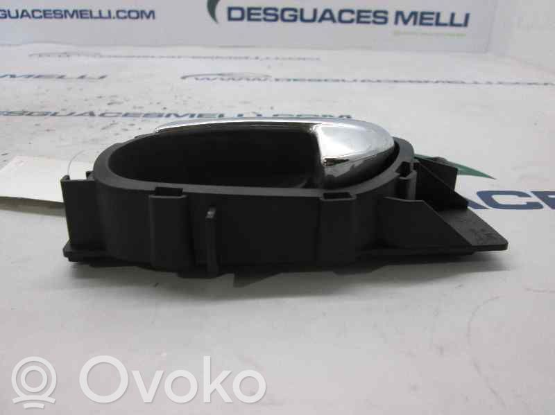 Citroen C4 I Manecilla interna puerta delantera 