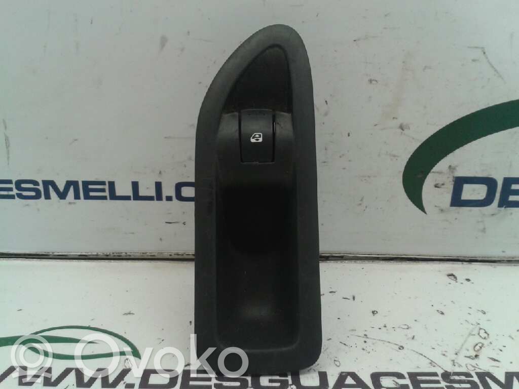 Renault Laguna II Electric window control switch 