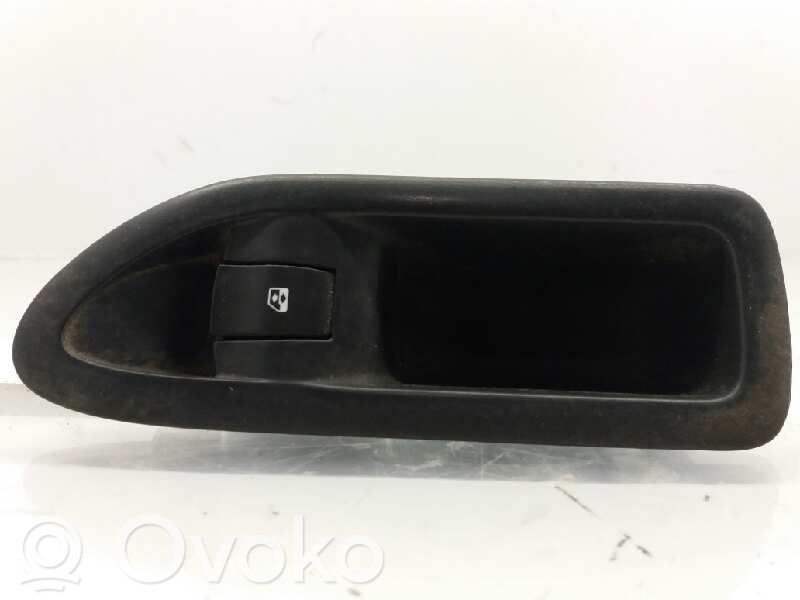 Renault Laguna II Electric window control switch 