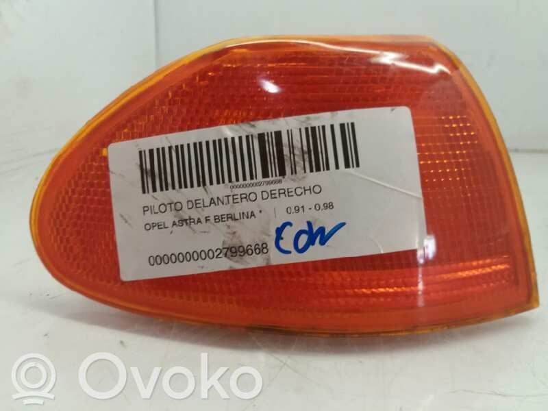 Opel Astra F Priekinis žibintas 