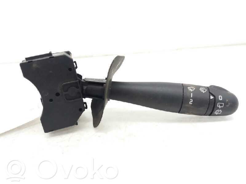 Renault Clio II Pyyhkijän vipu 