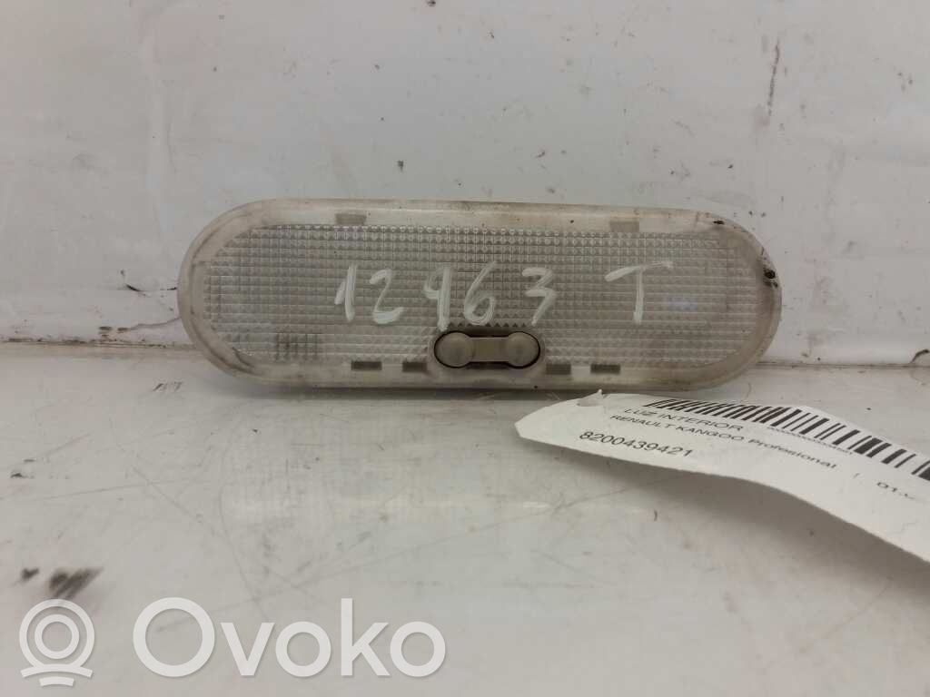 Renault Kangoo II Priekinių vietų apšvietimo žibintas 