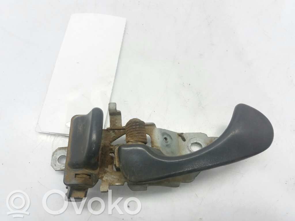 Mitsubishi L200 Manecilla interna puerta delantera 