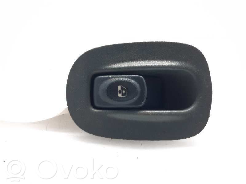 Renault Megane I Electric window control switch 