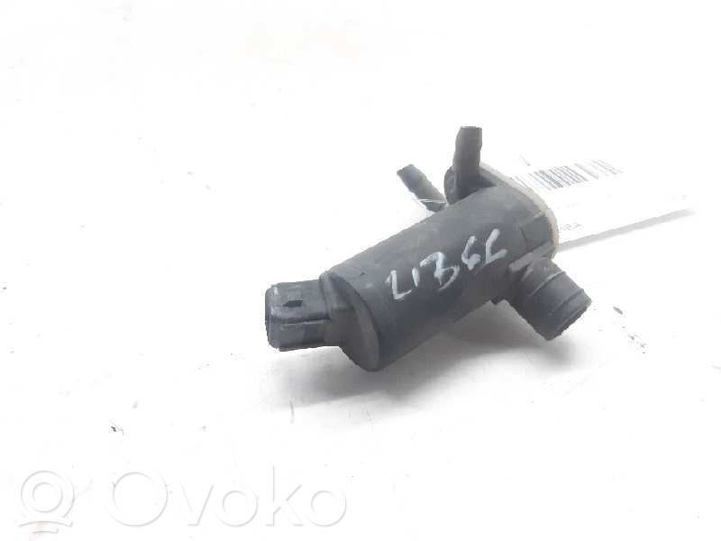 Ford Fiesta Windscreen/windshield washer pump 