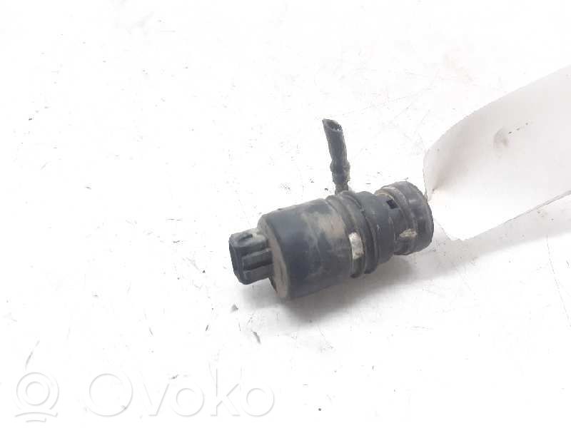 Opel Vectra C Pompa spryskiwacza szyby przedniej / czołowej 
