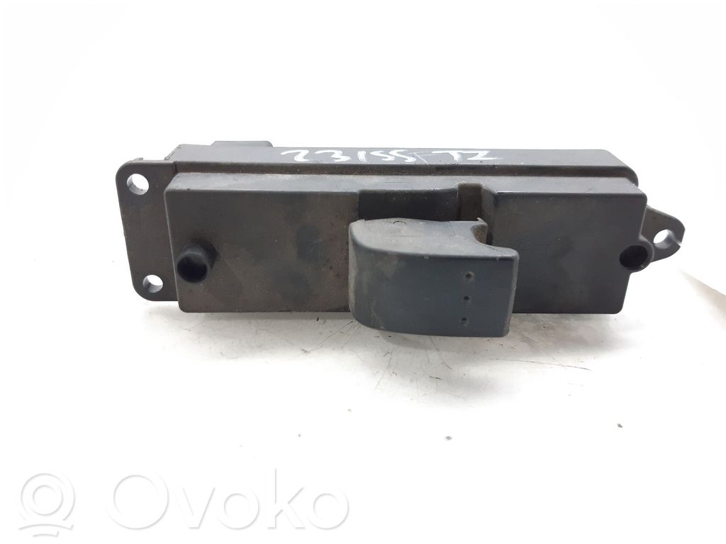 Mazda 3 I Electric window control switch 