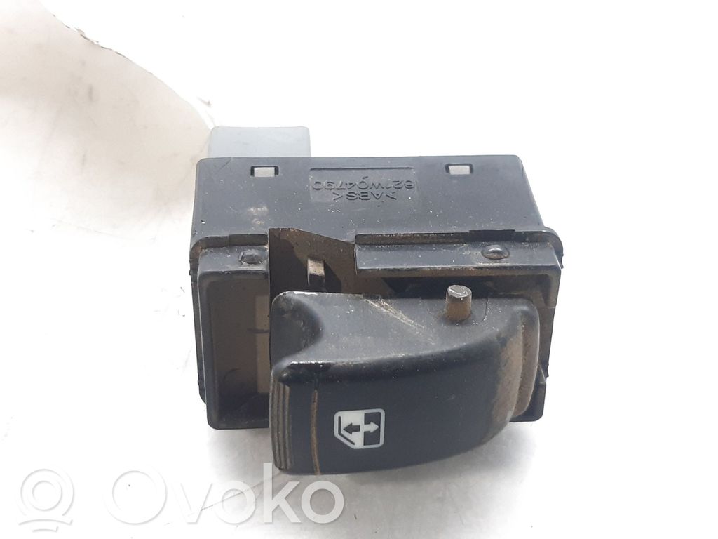 Chevrolet Nubira Electric window control switch 