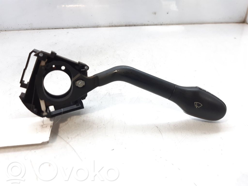 Seat Toledo I (1L) Manetka / Przełącznik wycieraczek 
