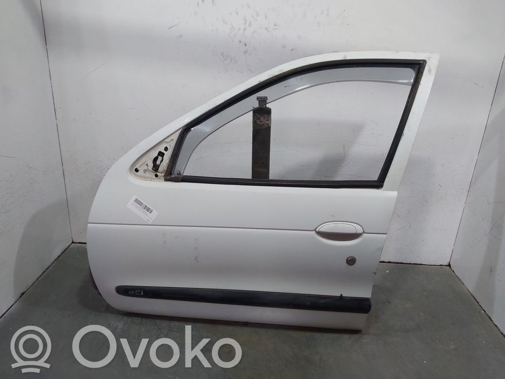 Renault Megane I Front door 